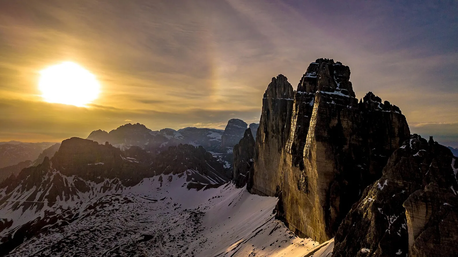 Tre Cime di Lavaredo dans les Dolomites